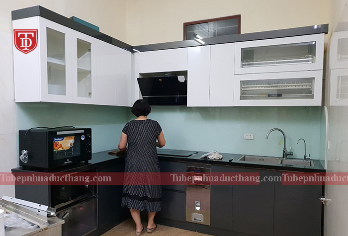 Thi công tủ bếp nhựa tại Hải Phòng